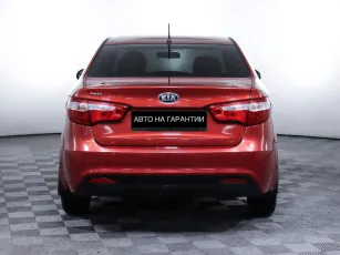 Kia  6