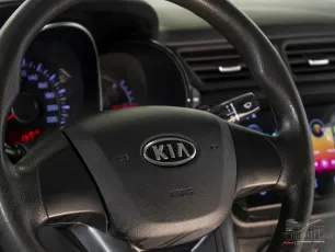 Kia  10