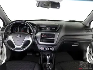 Kia  9