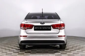Kia  4
