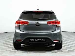 Kia  6
