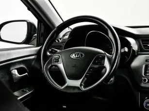 Kia  10