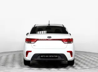 Kia  6