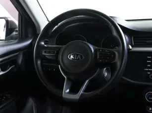 Kia  10