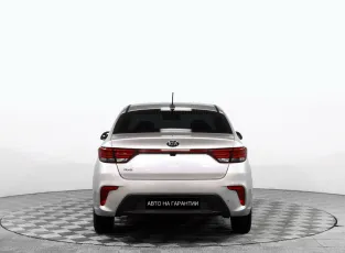 Kia  5