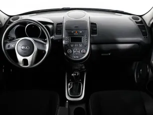 Kia  6