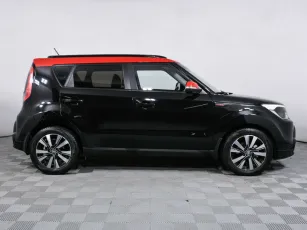 Kia  4