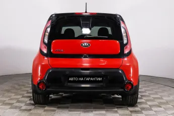 Kia  6