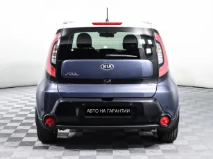 Kia  4