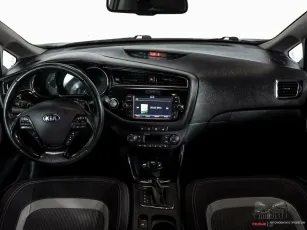 Kia  6