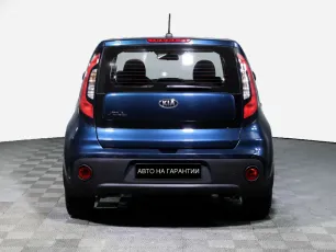 Kia  6