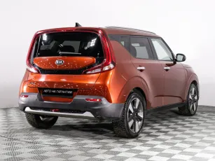 Kia  3