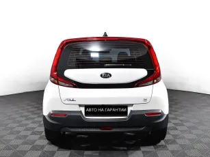 Kia  6