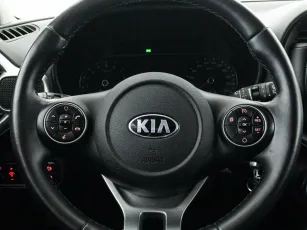 Kia  13