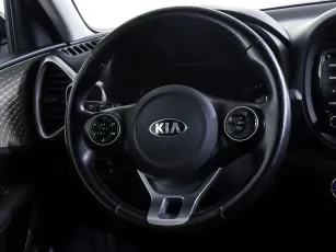 Kia  13