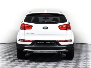 Kia  6