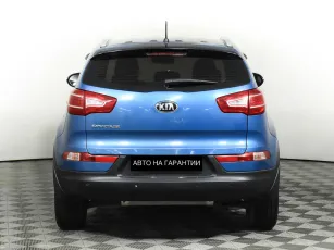 Kia  6