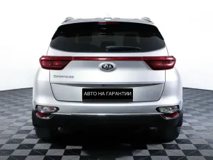 Kia  6