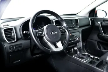 Kia  11