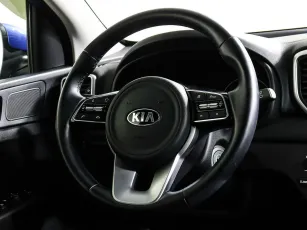 Kia  9