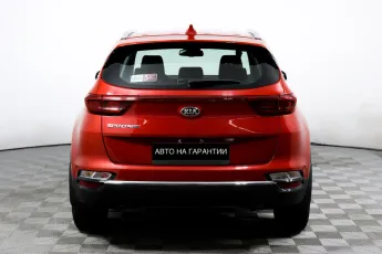 Kia  6