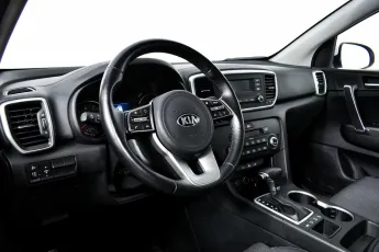 Kia  11