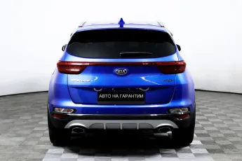 Kia  6