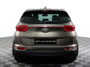 Kia  6