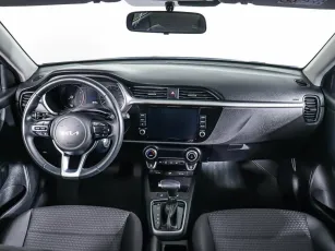 Kia  11