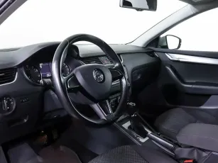 Skoda  10