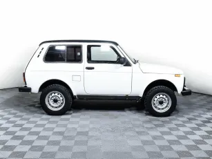Lada (ВАЗ)  4