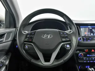 Hyundai  7