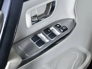 Mitsubishi  14