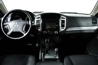 Mitsubishi  9