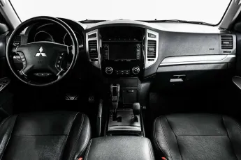 Mitsubishi  9