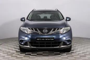 Nissan  2