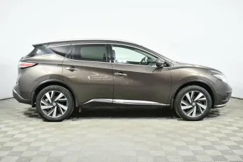 Nissan  4