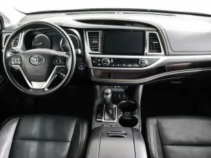Toyota  7