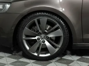 Skoda  8