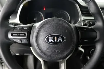 Kia  10