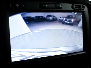 Nissan  10