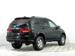 SsangYong  5