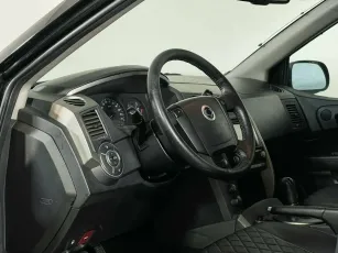 SsangYong  8