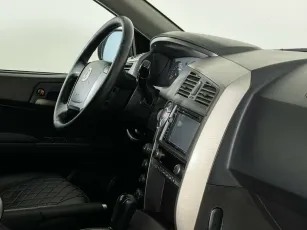 SsangYong  9