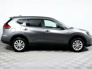 Nissan  4