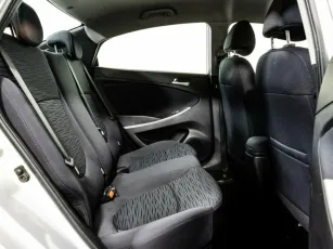 Hyundai  13