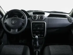 Renault  6