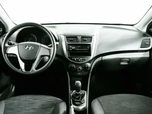 Hyundai  9