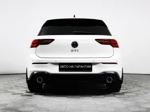 Volkswagen  4