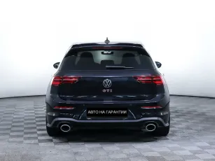 Volkswagen  6